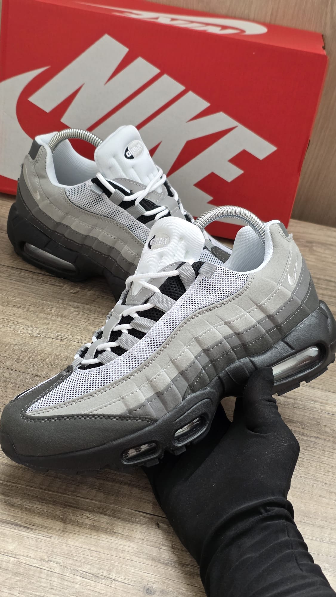 Air max 95 gris