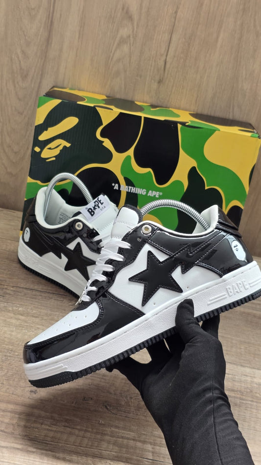 Bape blanca negra