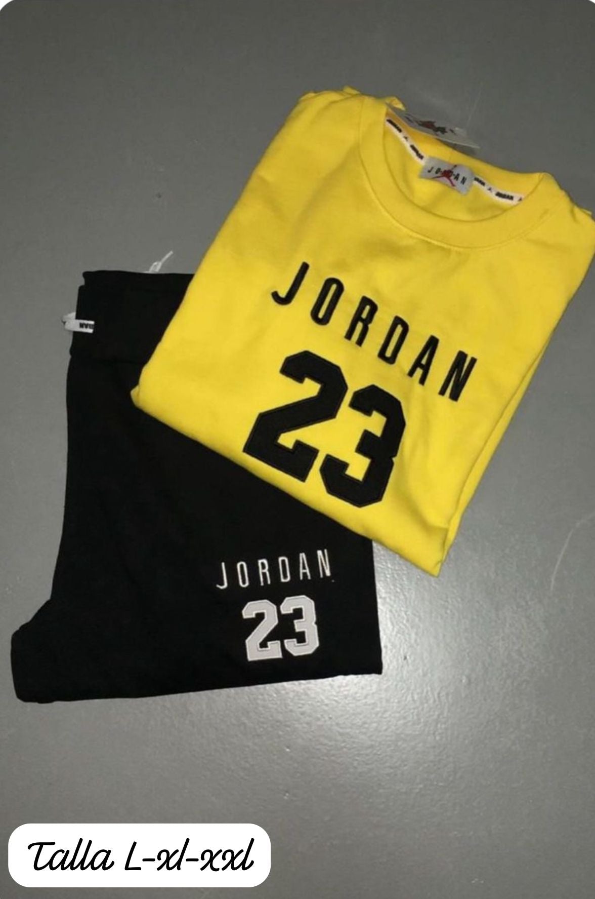 Chandal jordan amarillo logo negro