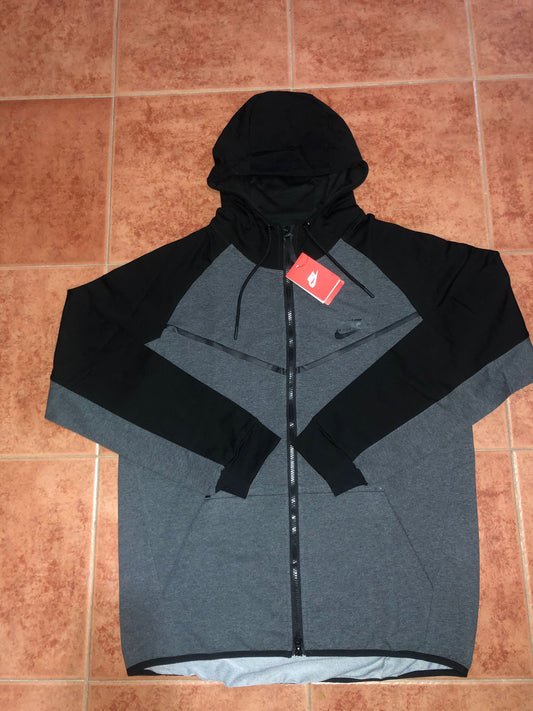 SUDADERA NIKE TECH