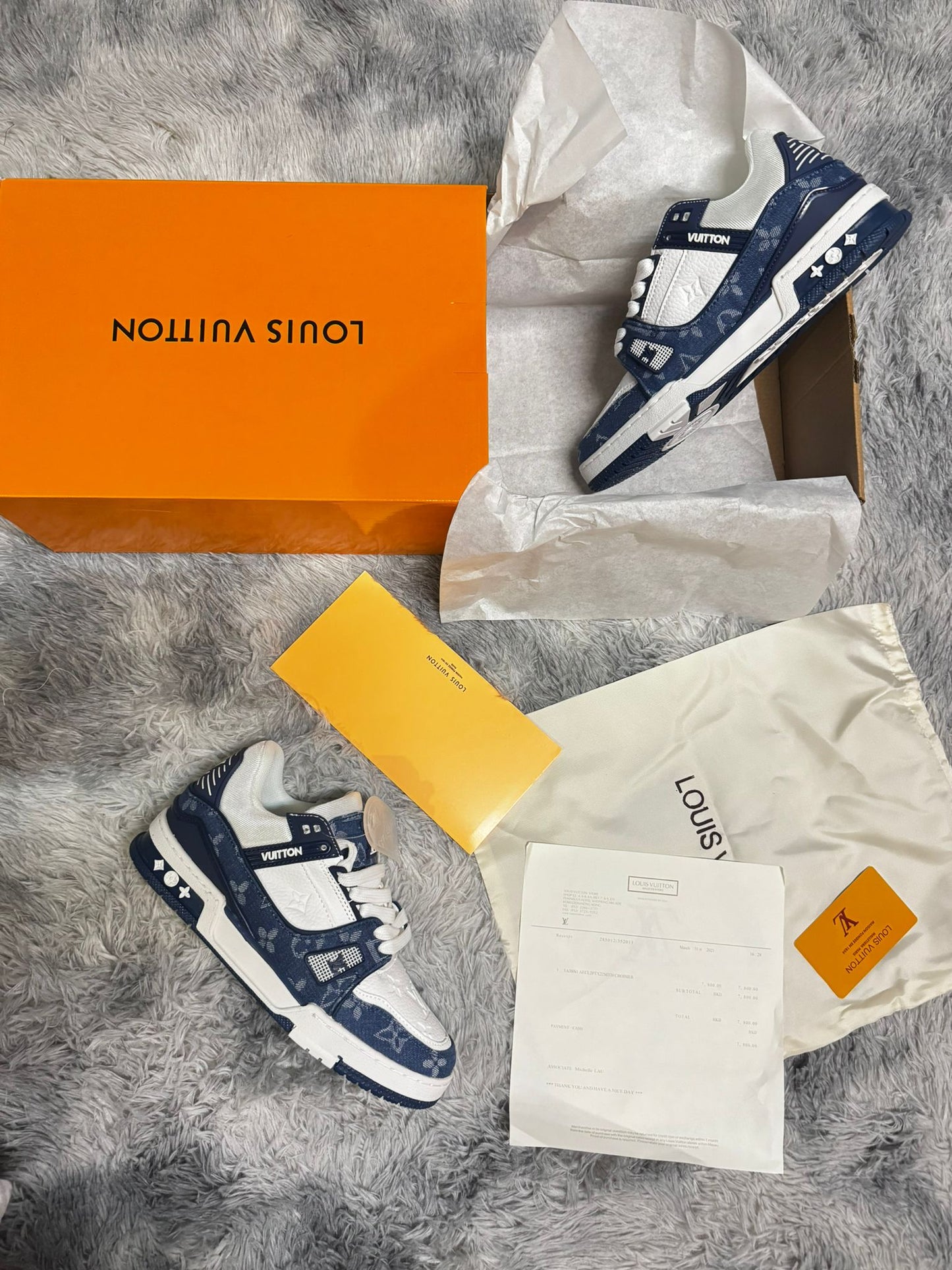 LV trainer blancas y azules