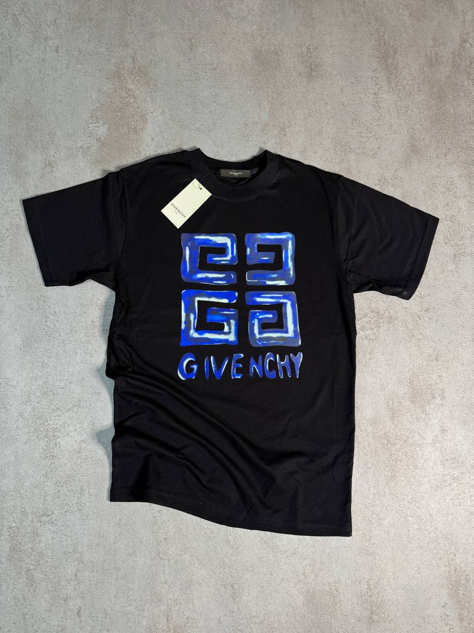 Camiseta Givenchy negro logo azul figuras