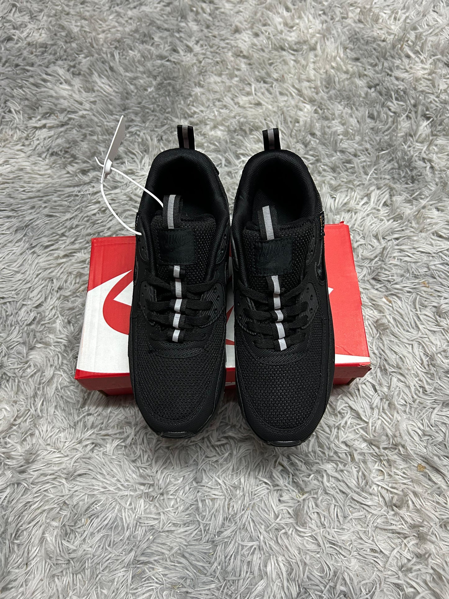 AIR MAX 90 NEGRAS CORDURA
