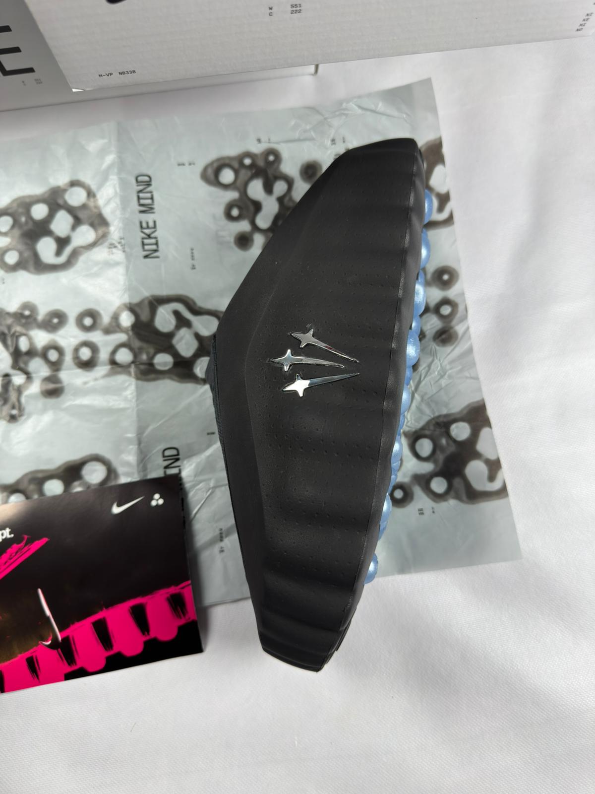 Nike Mind 001 x Nocta negro logo negro