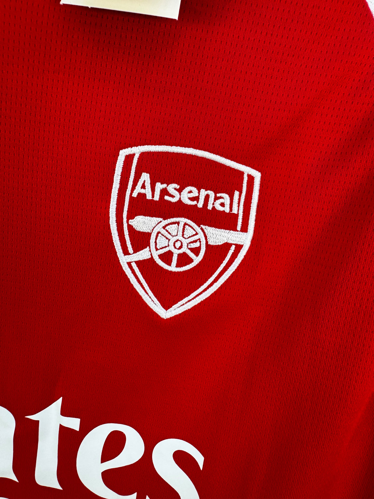 Equipacion Arsenal roja y blanca
