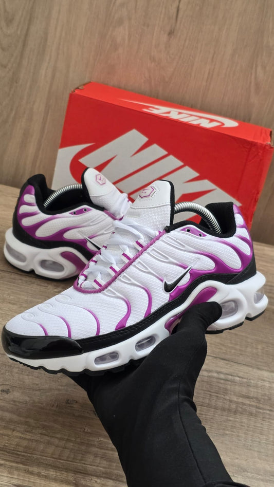 Tn blanca morada