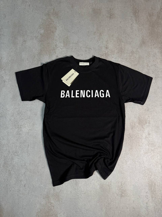Camiseta Balenciaga negro logo blanco