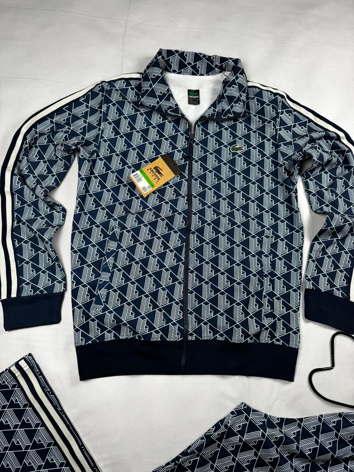 Chandal lacoste azul logo verde lineas negras y blancas