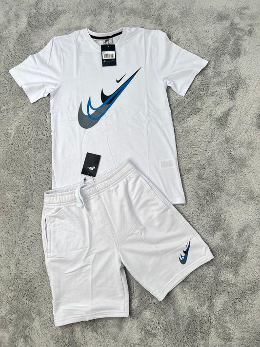 Conjunto corto blanco nike logo triple