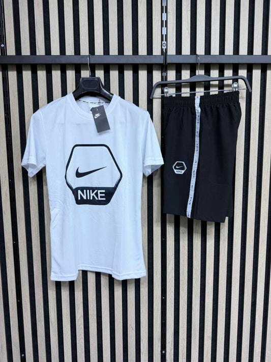 Conjunto corto nike blanco logo negro