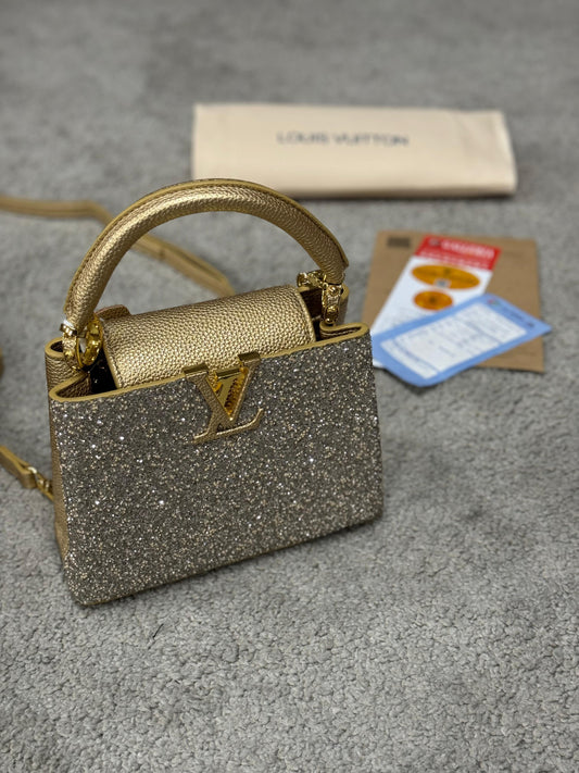 Bolso LV dorado