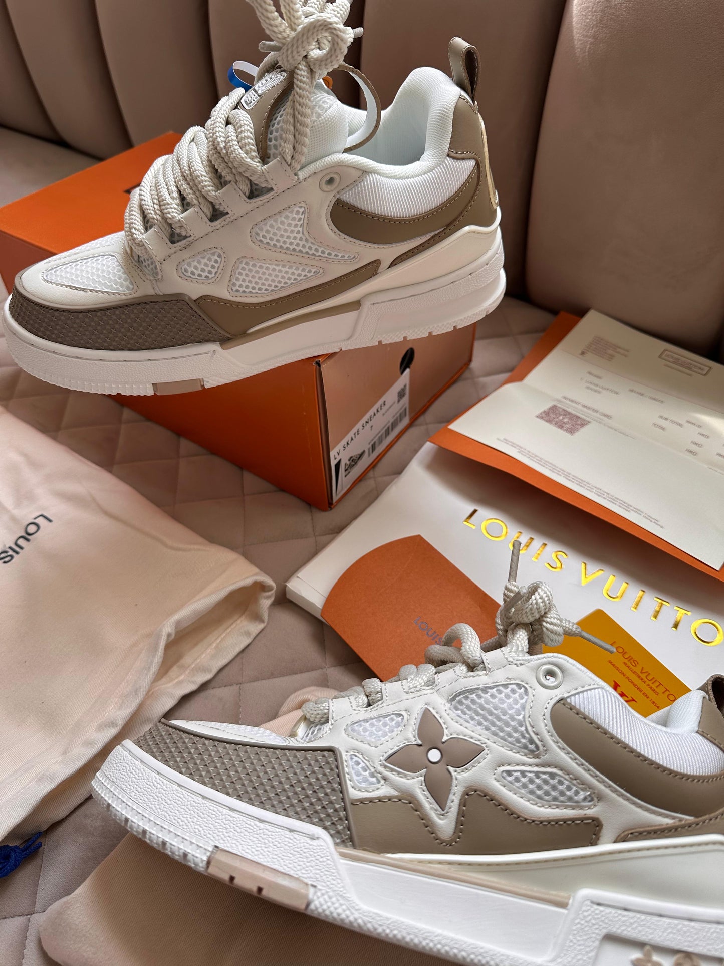 LV SKATE MARRONES Y BLANCO