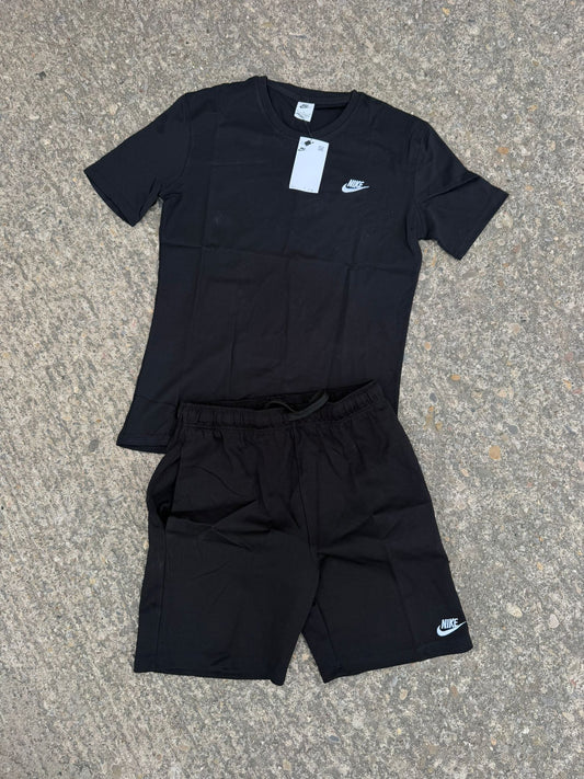 Conjunto corto nike negro logo blanco