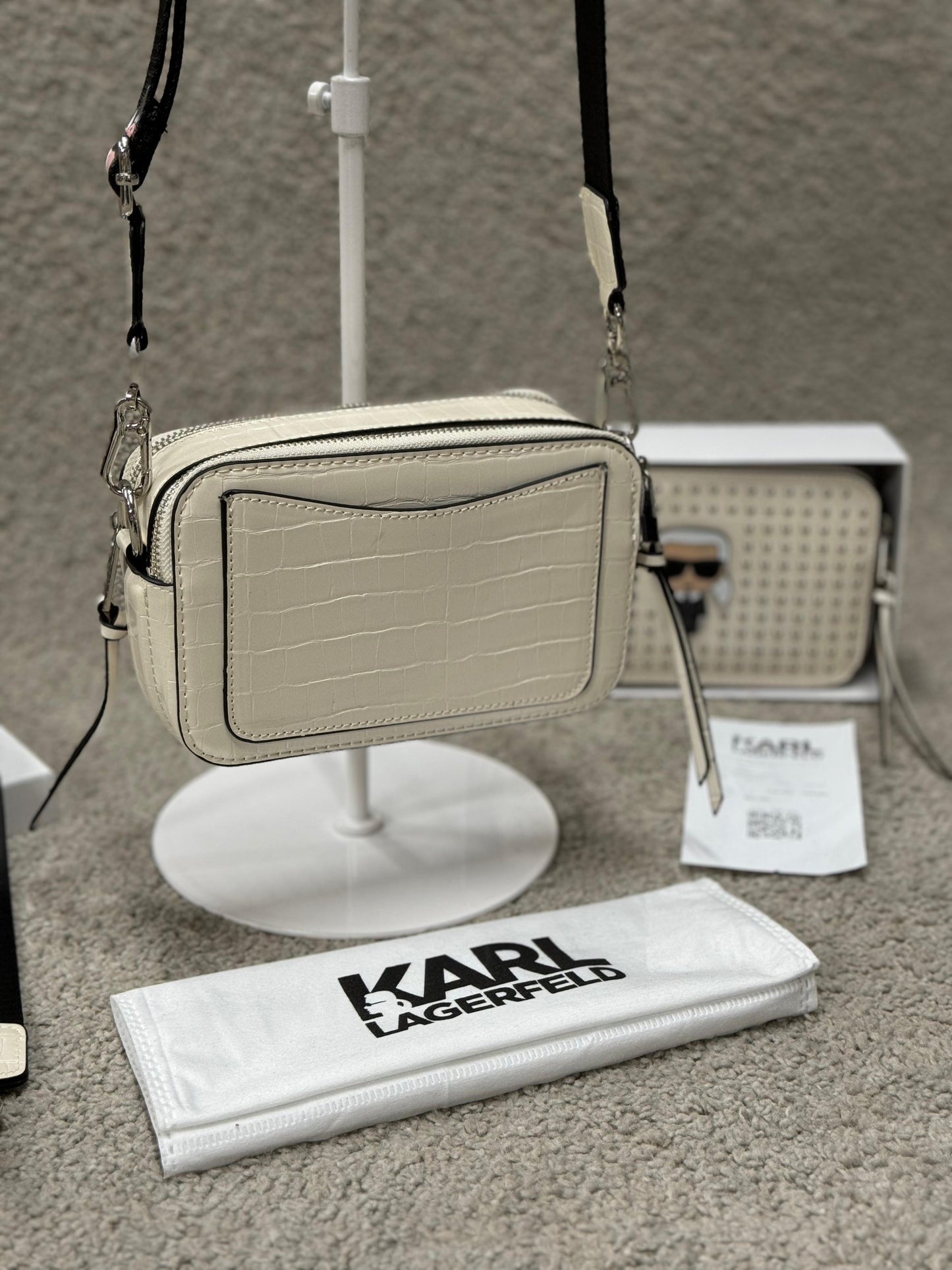 Bolso Karl Lagerfeld crema