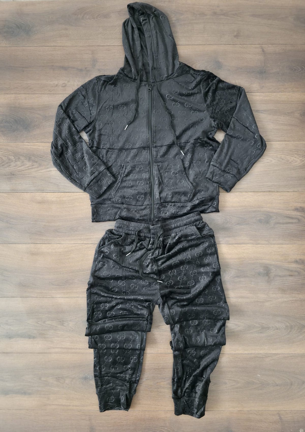 Chandal gucci negro terciopelo