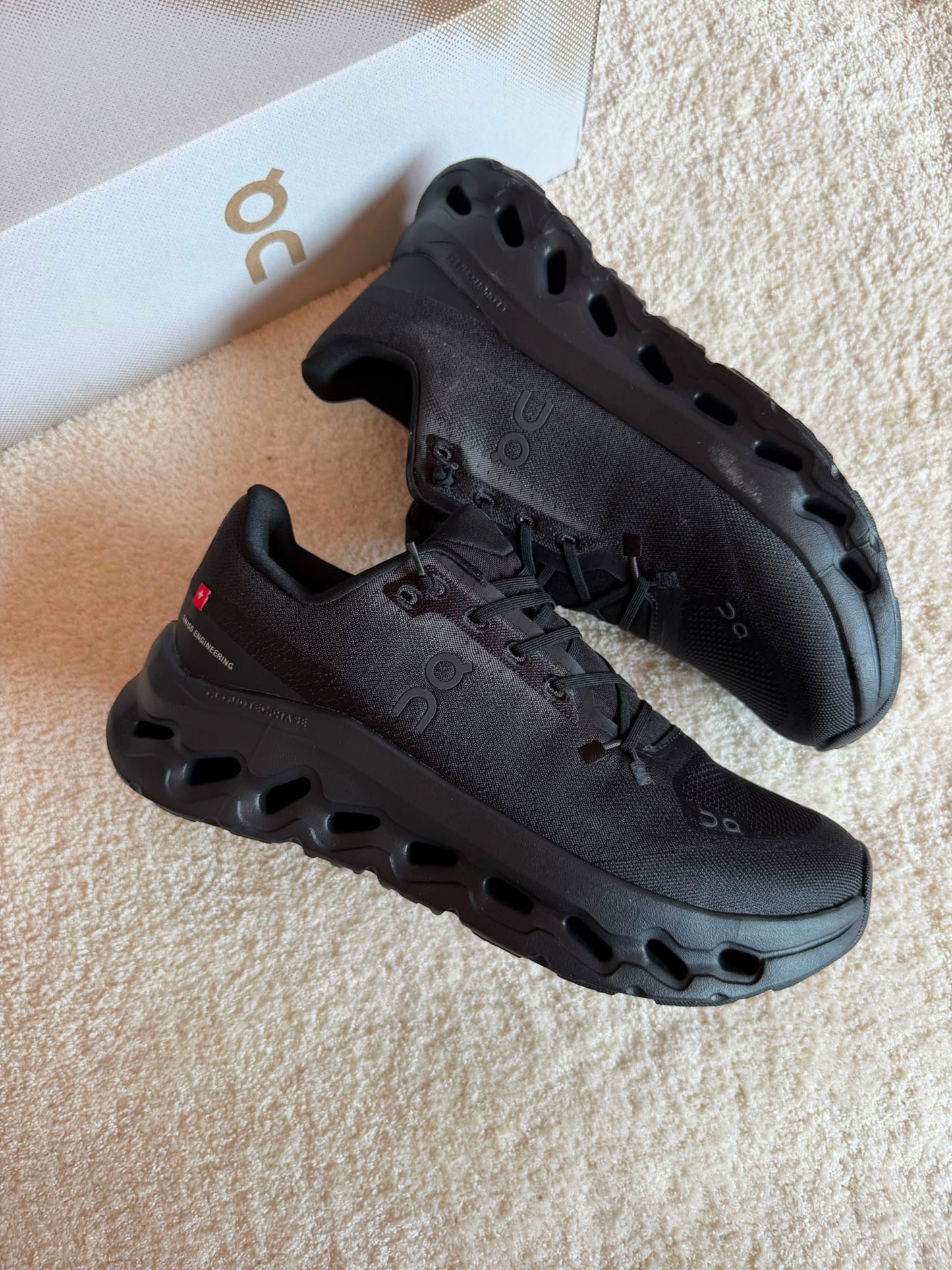Zapatillas On Running CLOUDTILT negras