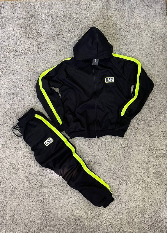 CHANDAL ARMANI negro logo blanco y negro fluor lineas laterales