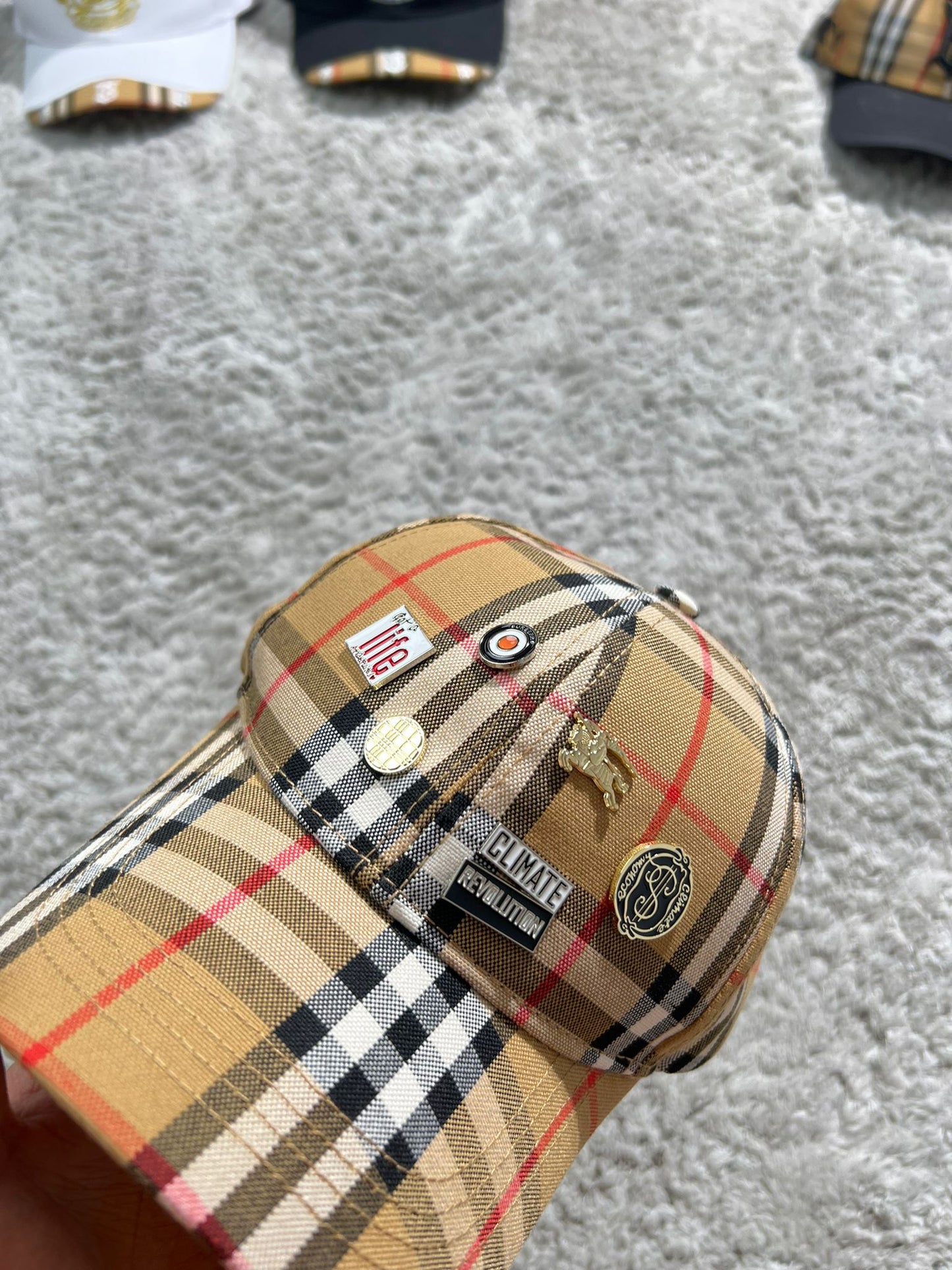 Gorra Burberry G5 marron logo blanco