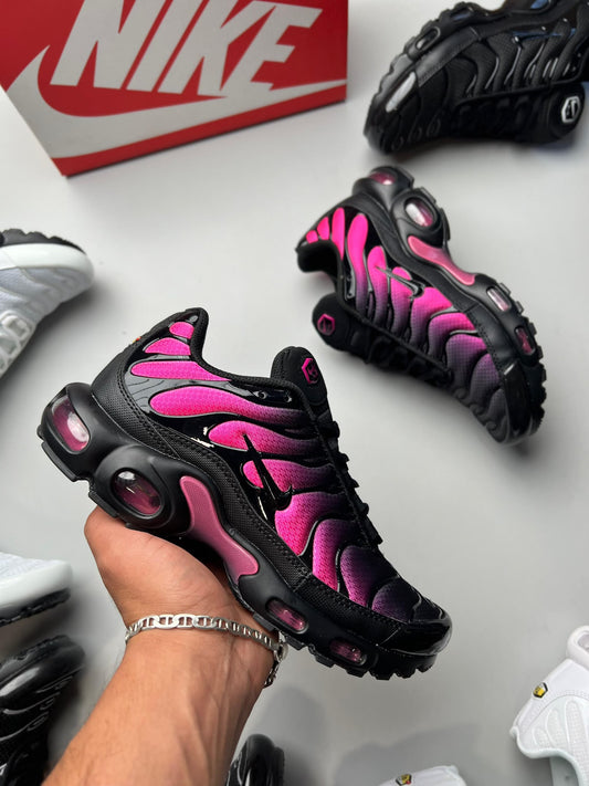 NIKE TN negras y rosas