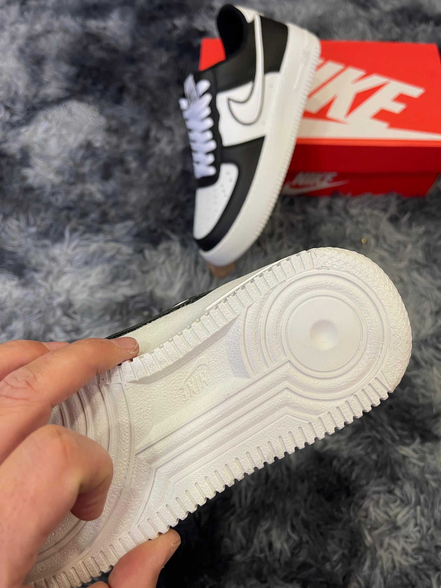 AIR FORCE 1 NEGRAS Y BLANCAS
