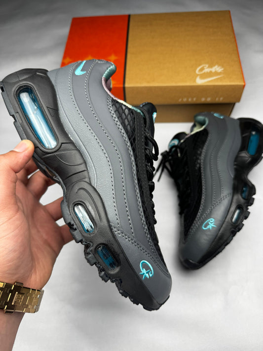 Air max 95 grises x Corteiz logo azul