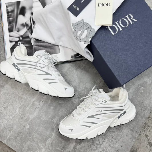 Dior b44 blancas detalles grises