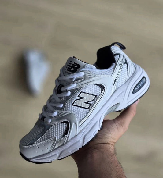 New balance 530 blancas logo gris contorno negro