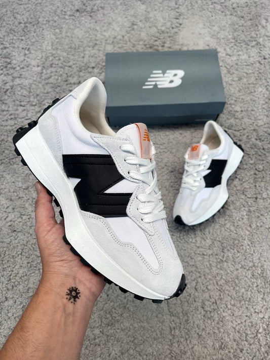 NEW BALANCE 327 blancas logo negro