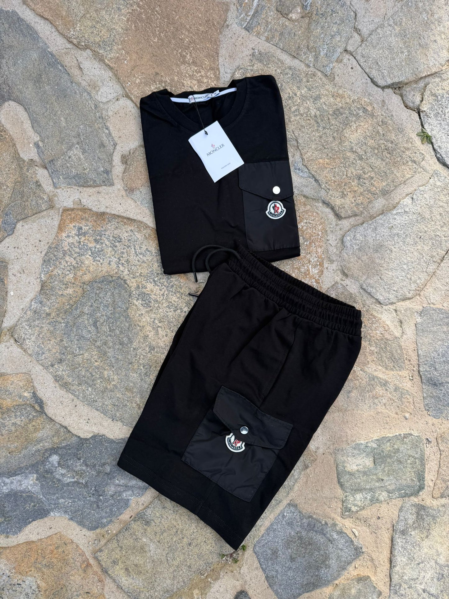 Conjunto corto moncler negro bolsillo
