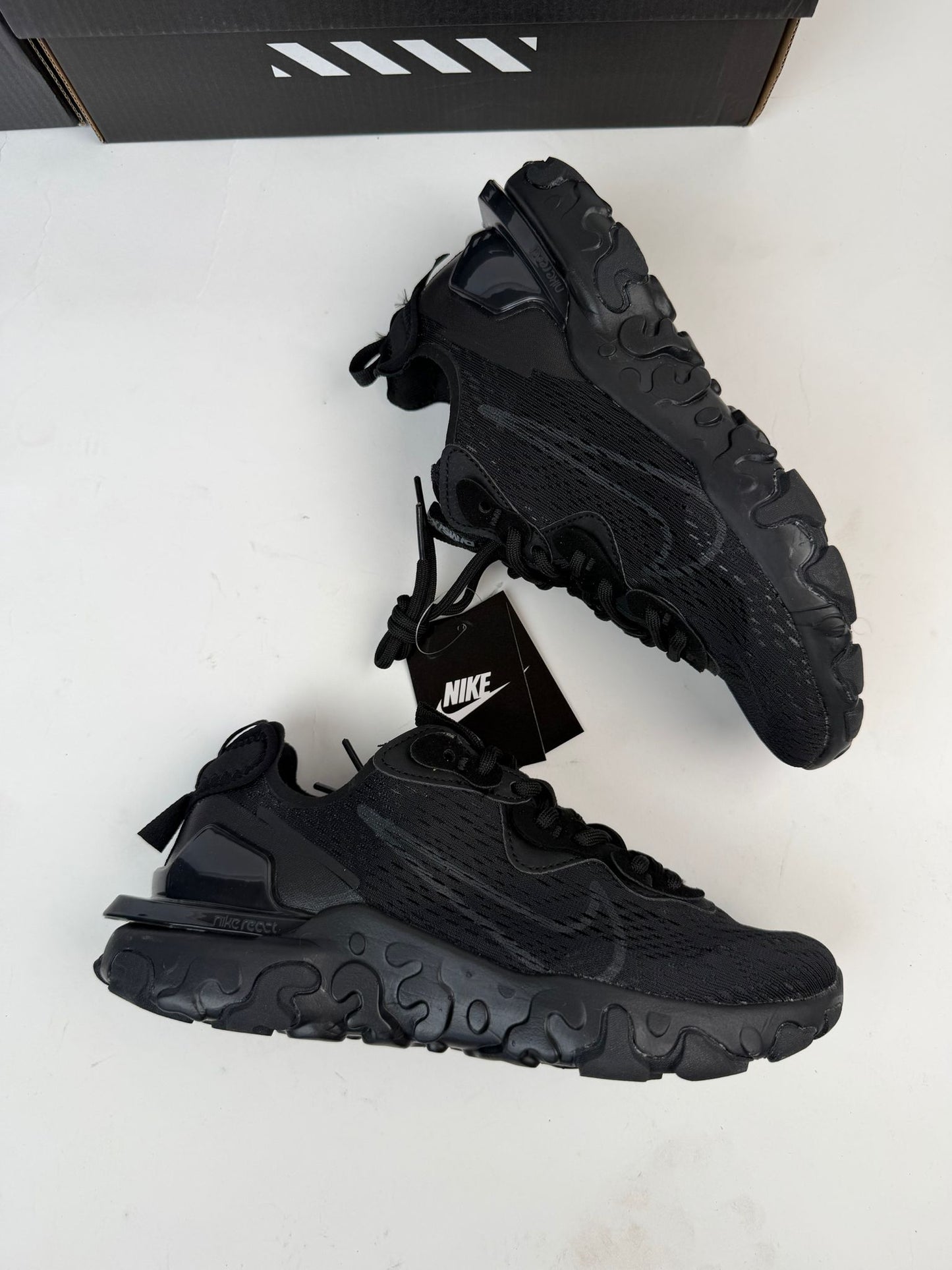 Nike react vision negras