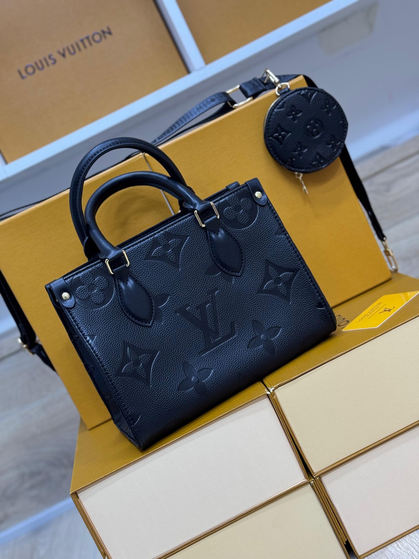 Bolso LV negro