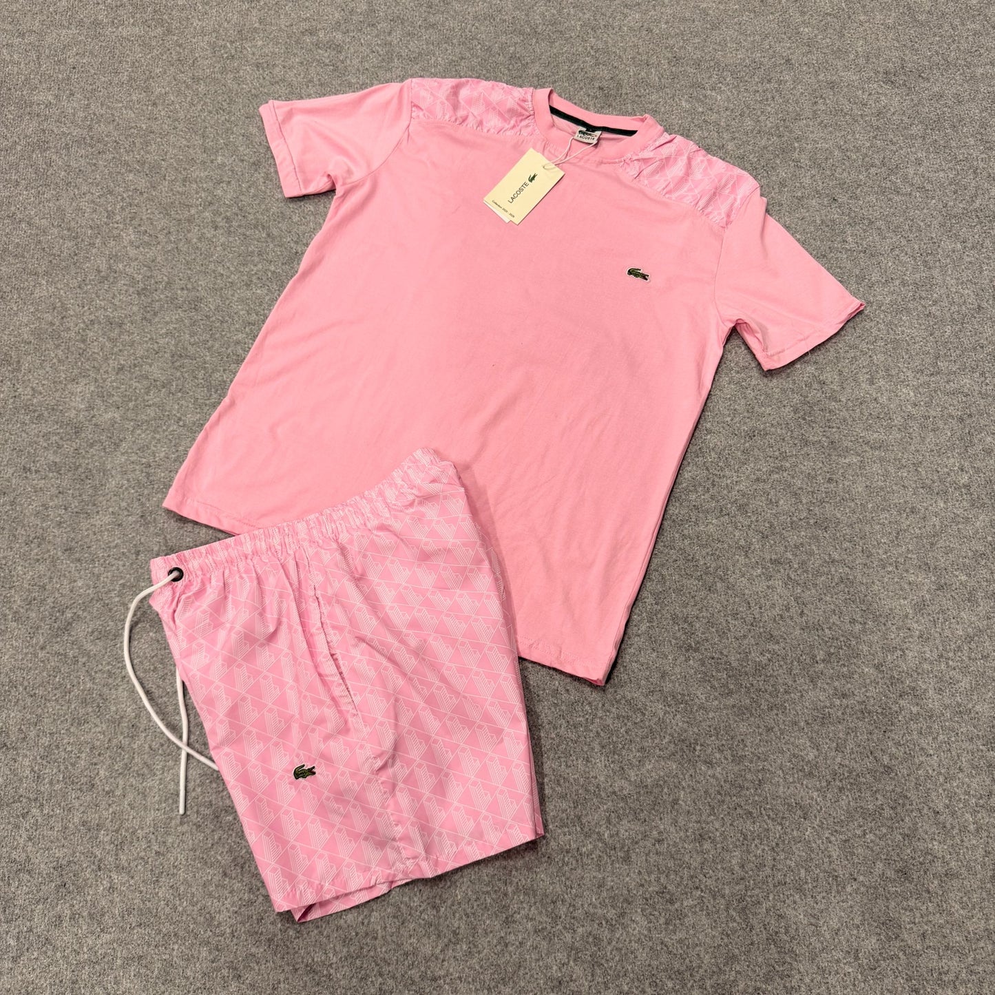 Conjunto lacoste rosa logo verde
