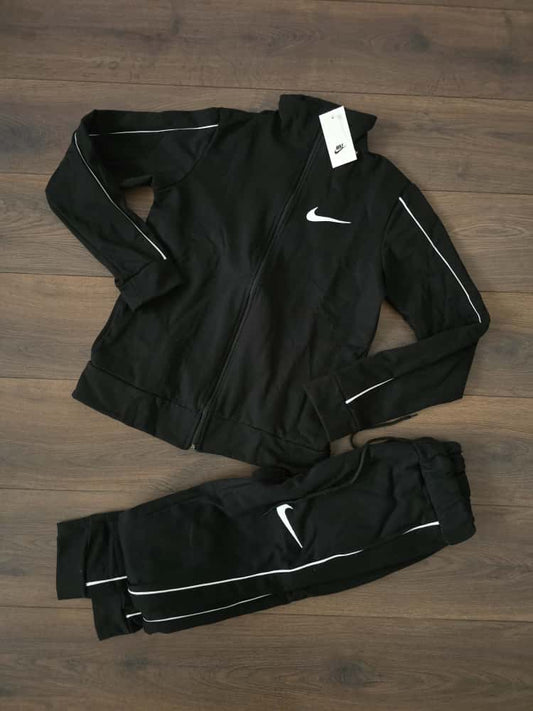 Chandal nike negro logo grande espalda