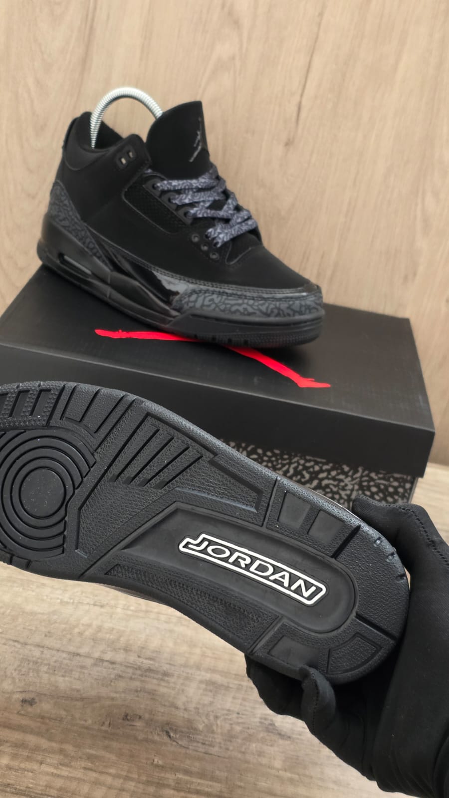 Jordan 3 negra