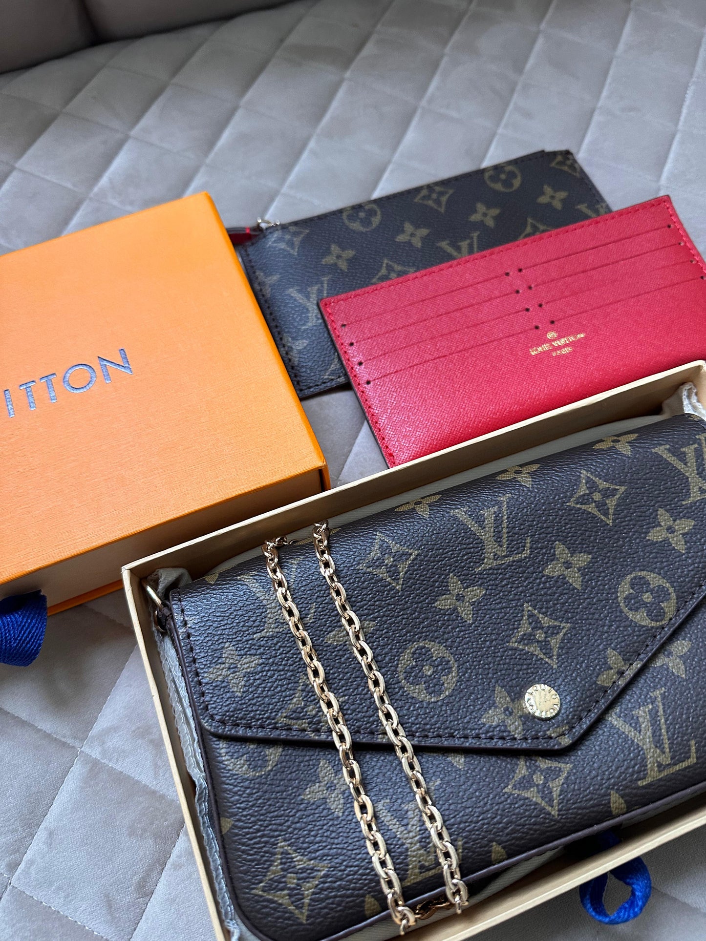 Bolso LV marron logo dorado Pochette Félicie