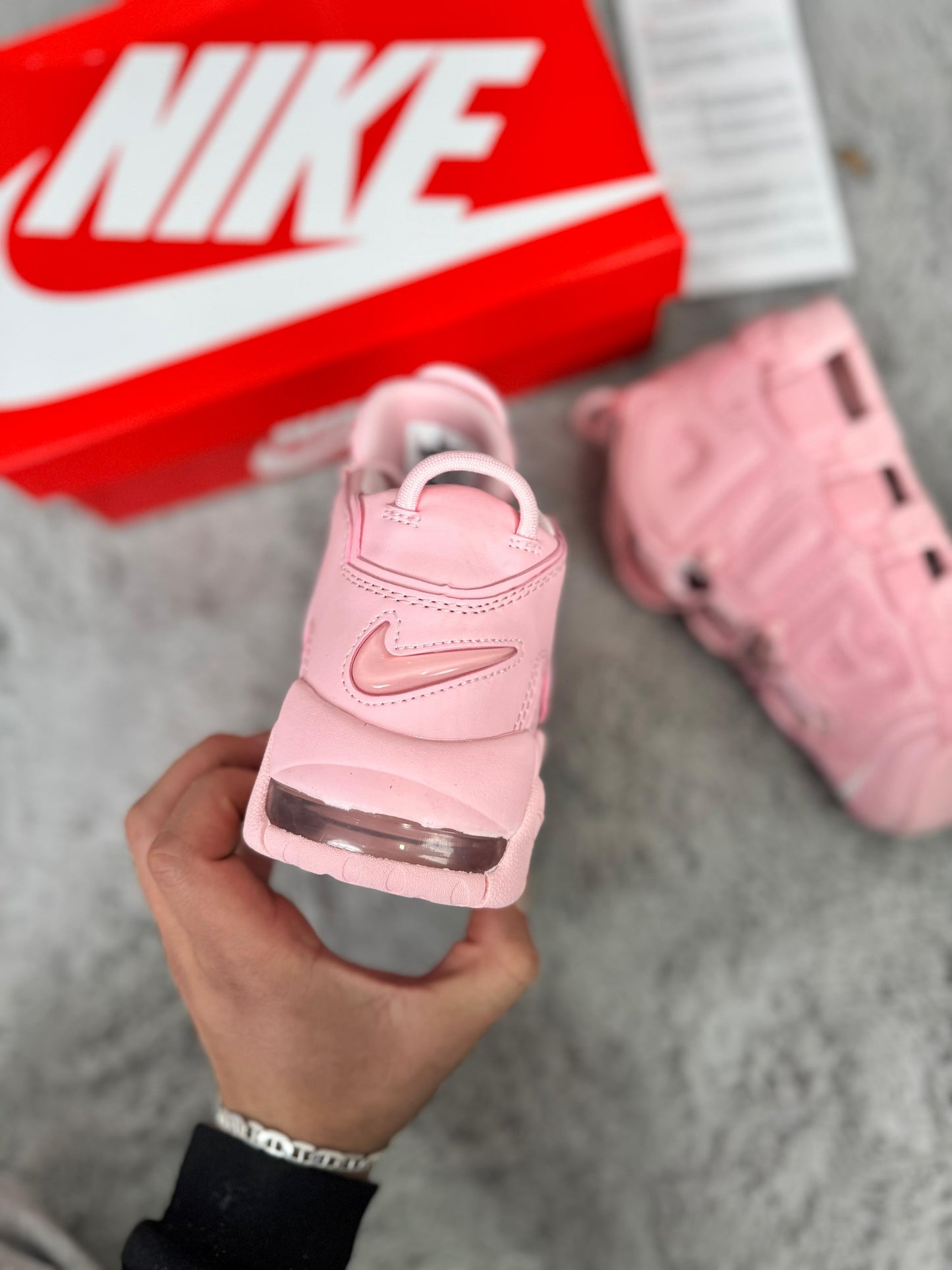 NIKE UPTEMPO ROSAS