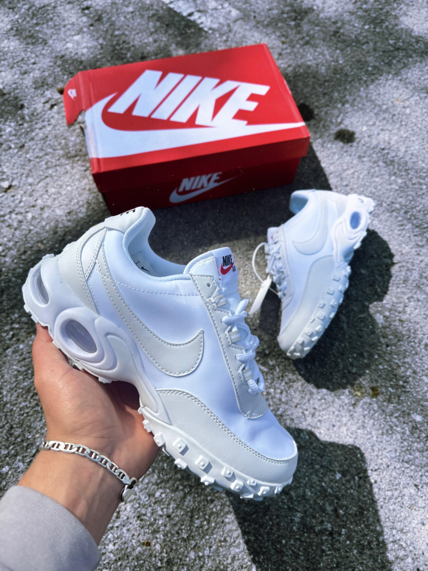 Nike waffle blancas