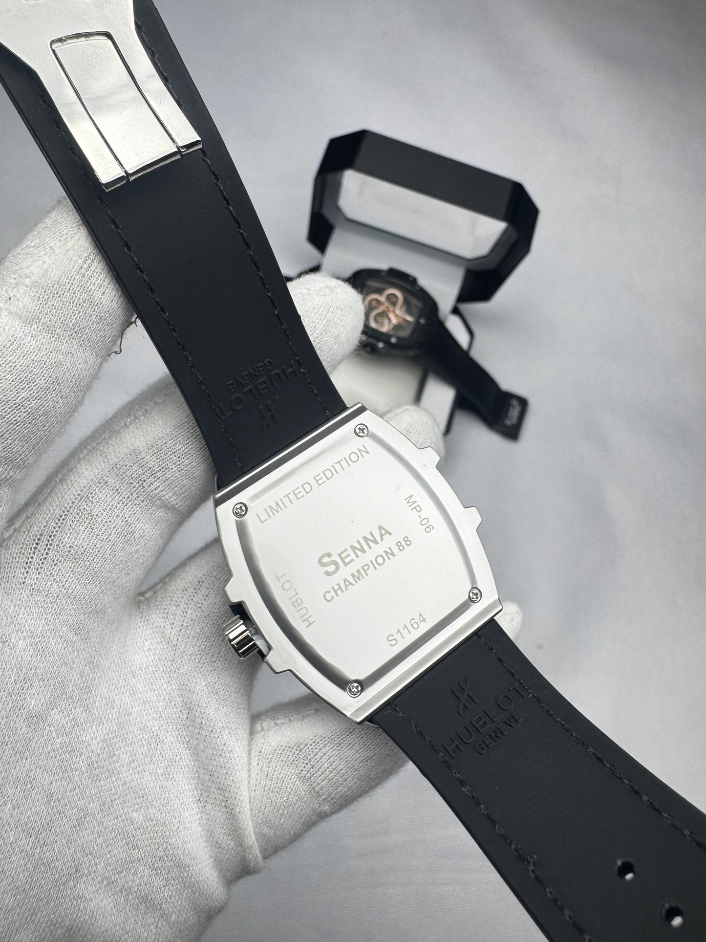 RELOJ HUBLOT NEGRO Y GRIS