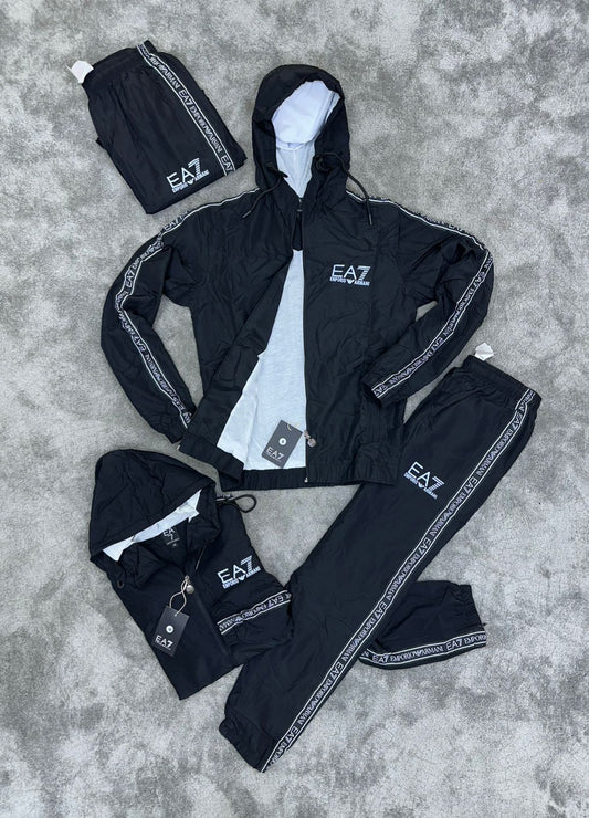 Chandal Armani negro logo blanco tiras laterales