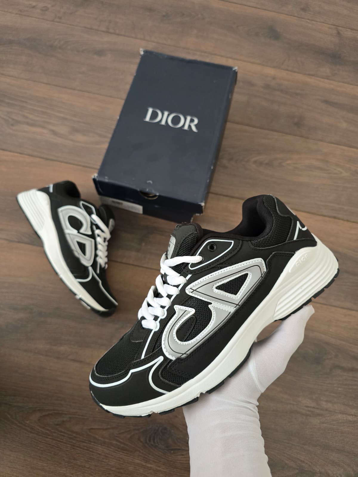 Dior b30 negra suela blanca