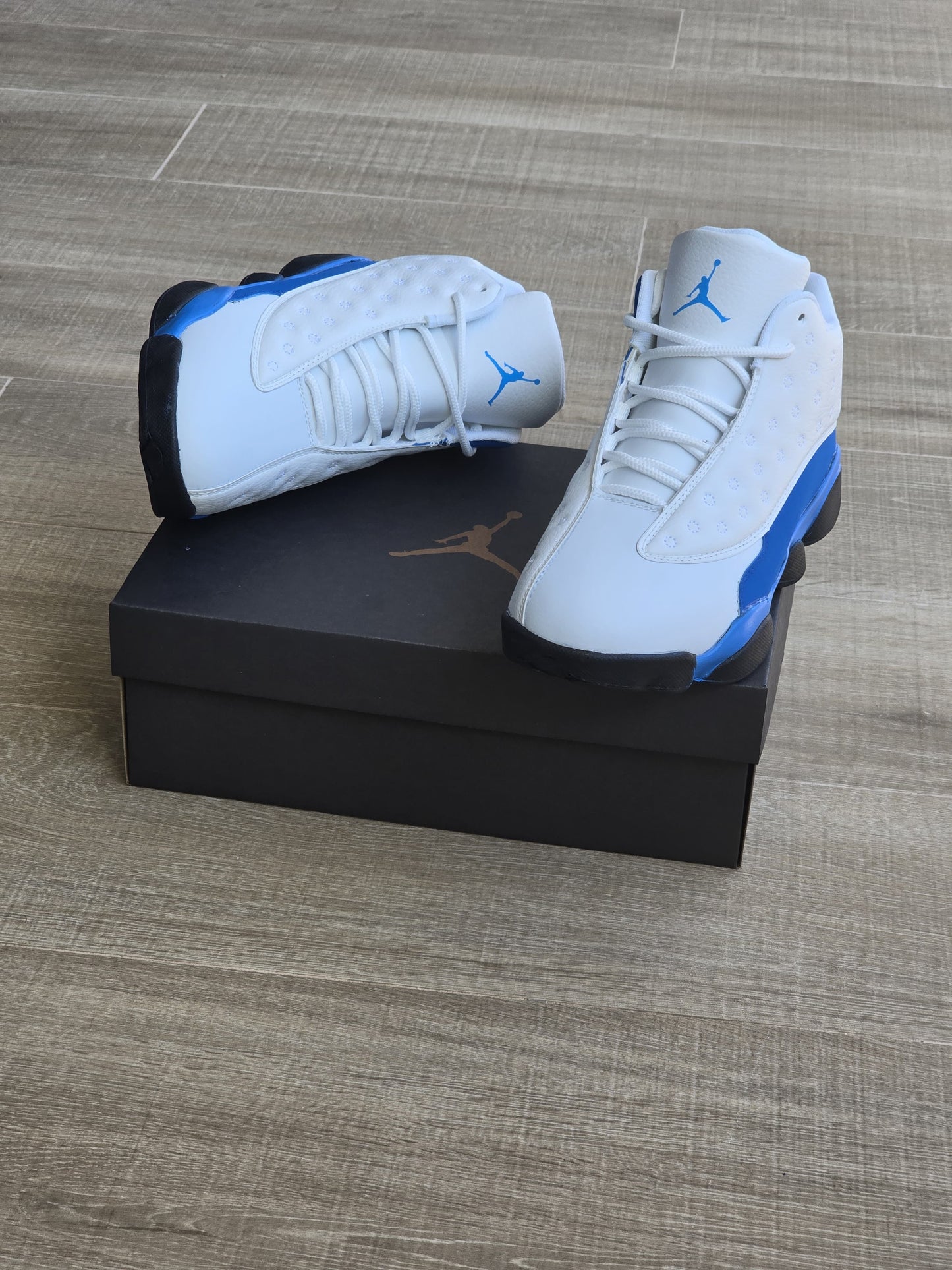 JORDAN 13 BLANCA AZUL