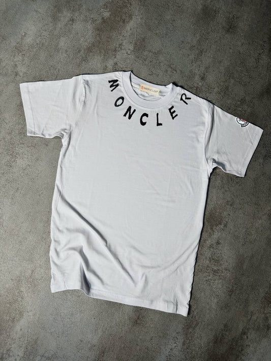 Camiseta Moncler blanco logo cuello negro