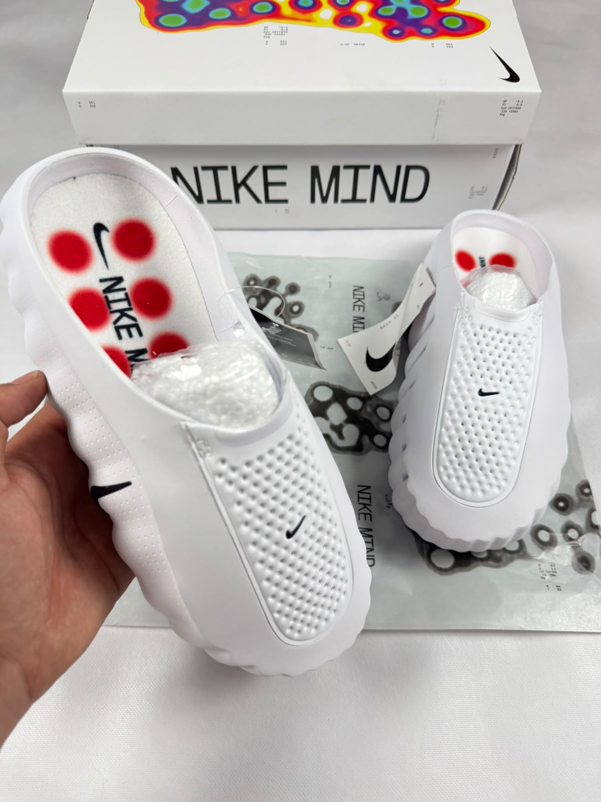 Nike Mind 001 blanco logo negro