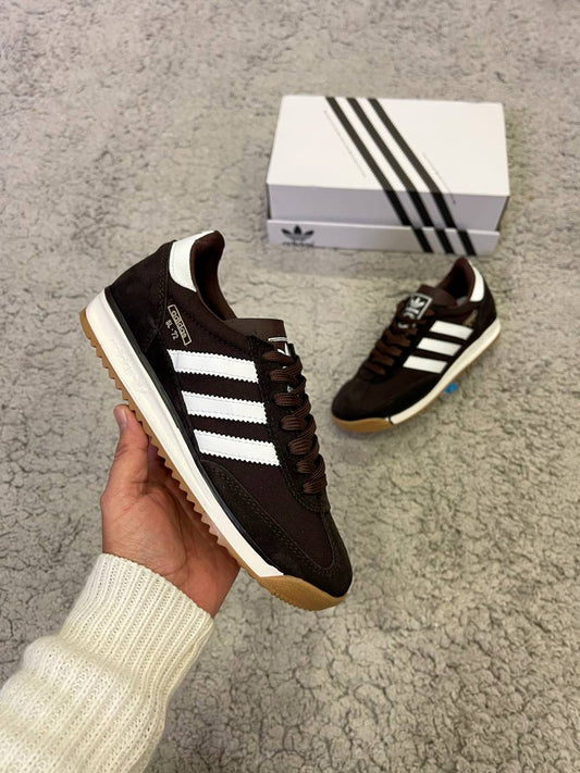 ADIDAS LD 72 marrones logo blanco detalles dorados