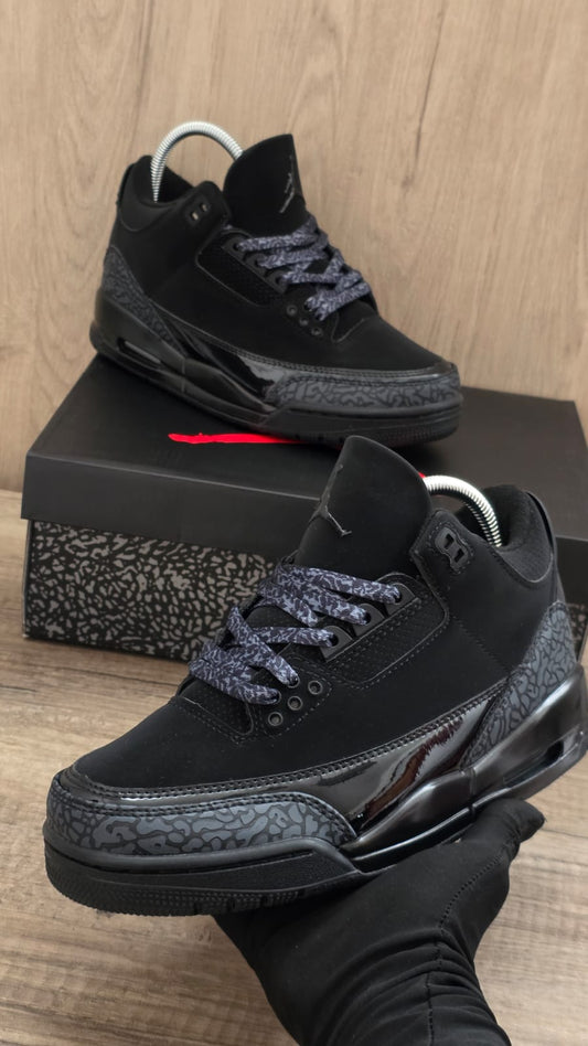 Jordan 3 negra