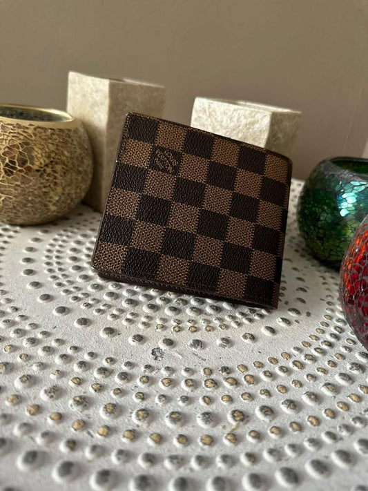 Cartera Louis Vuitton marrón