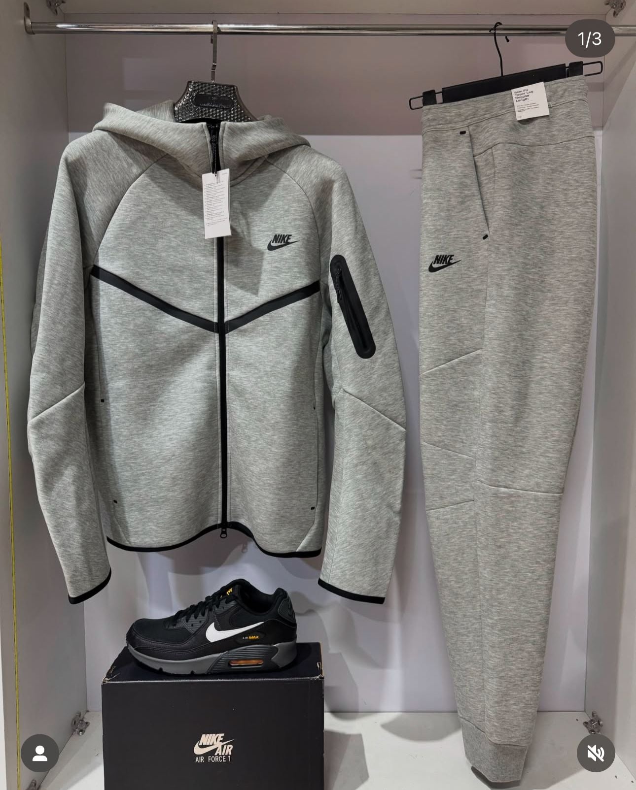 Chandal nike tech gris logo negro