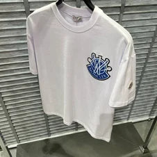 Camiseta Moncler oversize blanca logo azul y blanco