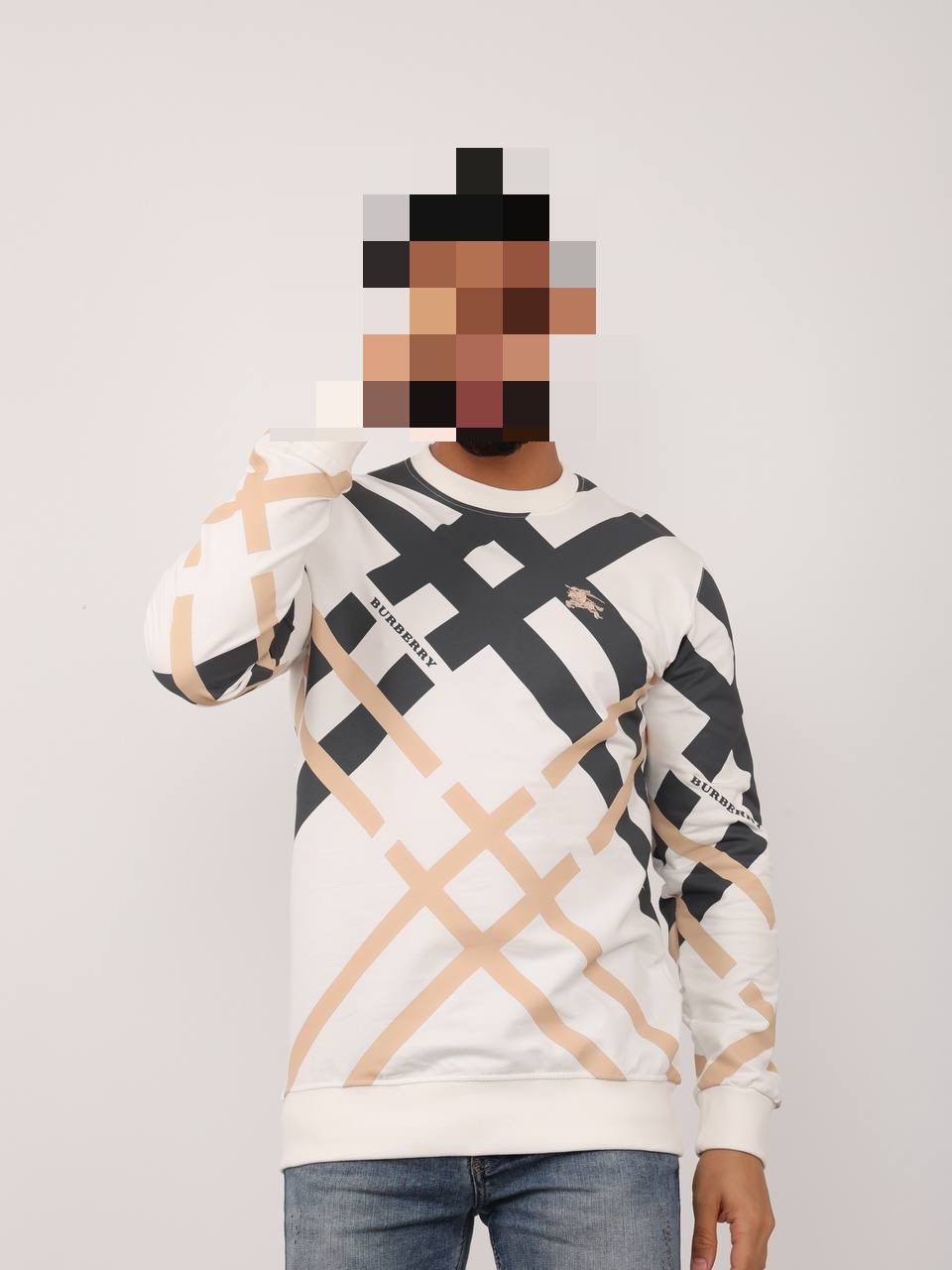 Sudadera Burberry blanca