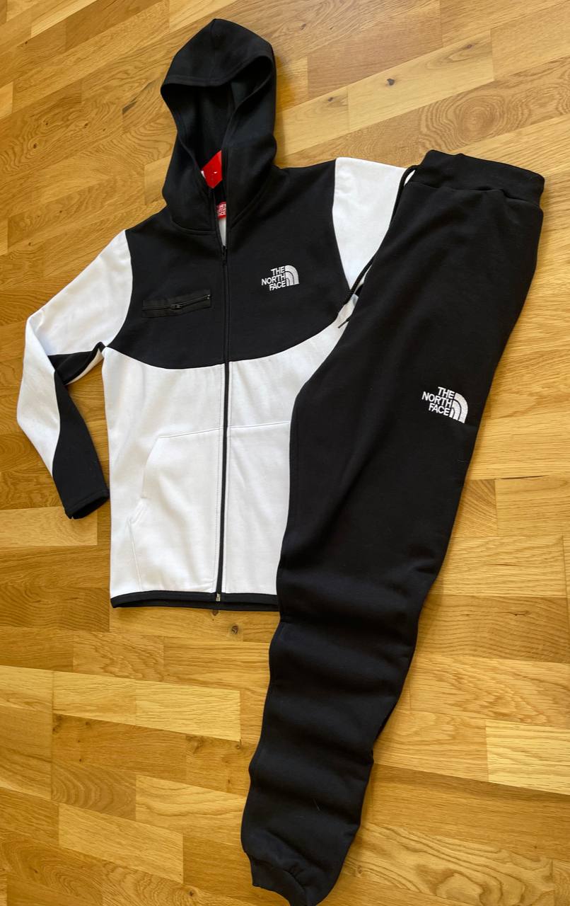 CHANDAL NORTH FACE NEGRO Y BLANCO LOGO BLANCO